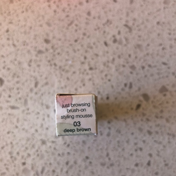 Clinique brow mousse. Deep brown - Picture 2 of 2